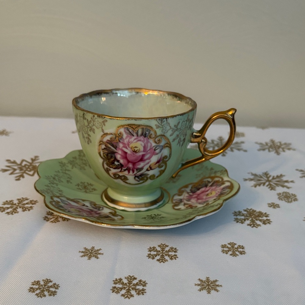 Antique Green Gilded Rose Medallion Vintage Japanese Teacup & Saucer 1950s